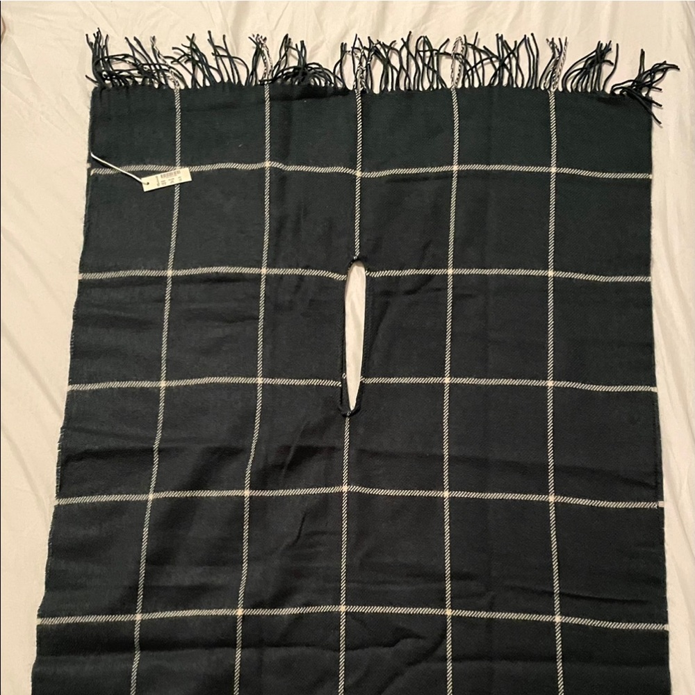 Madewell poncho / scarf